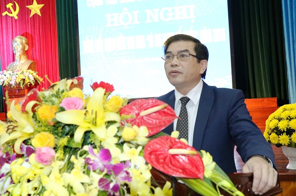 Đồng chí Đặng Quốc Vinh - Phó chủ tịch UBND tỉnh Hà Tĩnh phát biểu tại hội nghị.